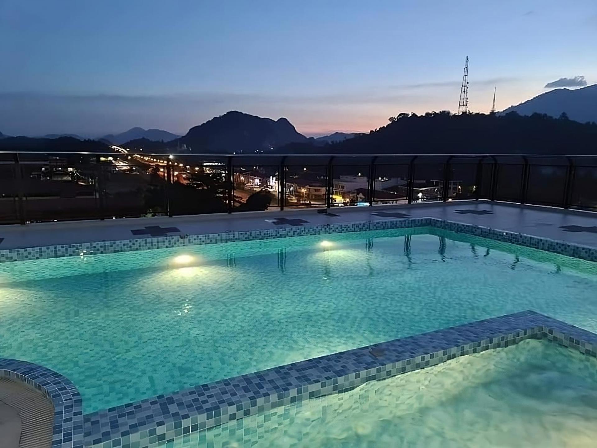 Homestay Studio Apartment Bentara Suite, Kompleks Mutiara กัวมูสัง ภายนอก รูปภาพ